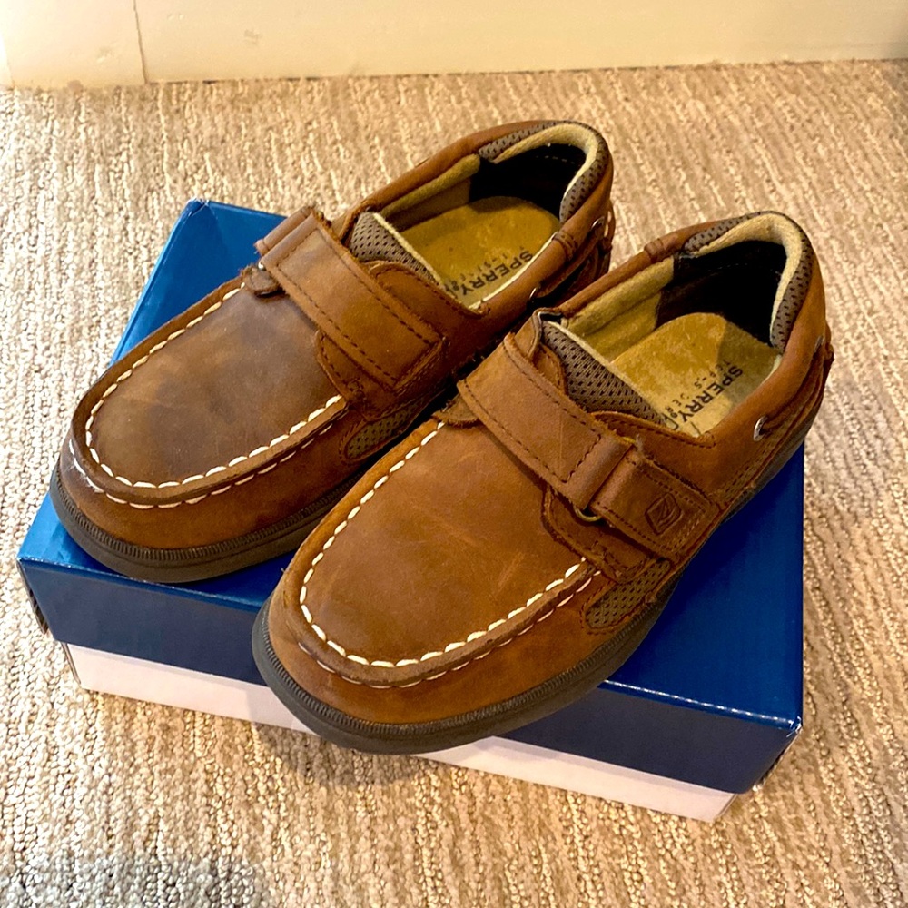Sperry boys boat shoes